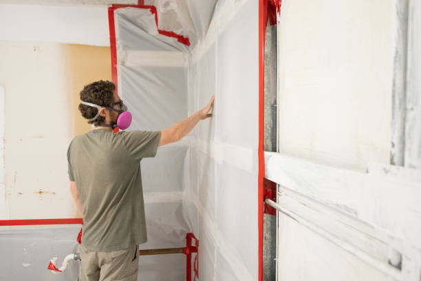 Best Biohazard Mold Removal  in Oak Hill, FL